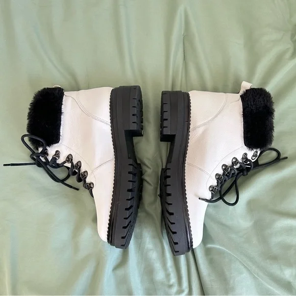 🩷M. GEMI WHITE LEATHER BLACK FUR WINTER LACE UP TRENDING ANKLE BOOTS SIZE 9 - Picture 9 of 14